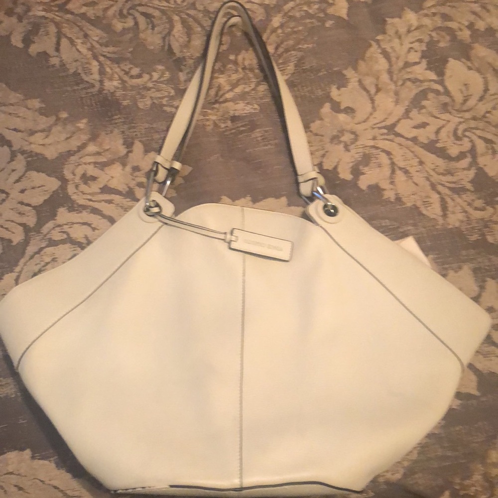 Vince Camuto